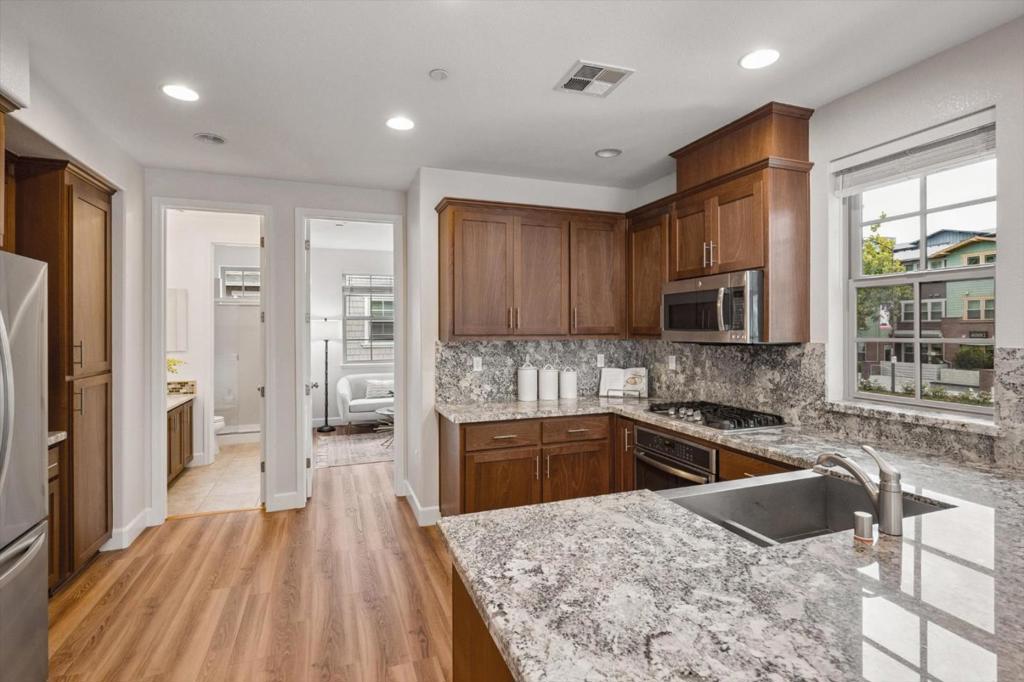 31 Artisan Way Property Photo 10