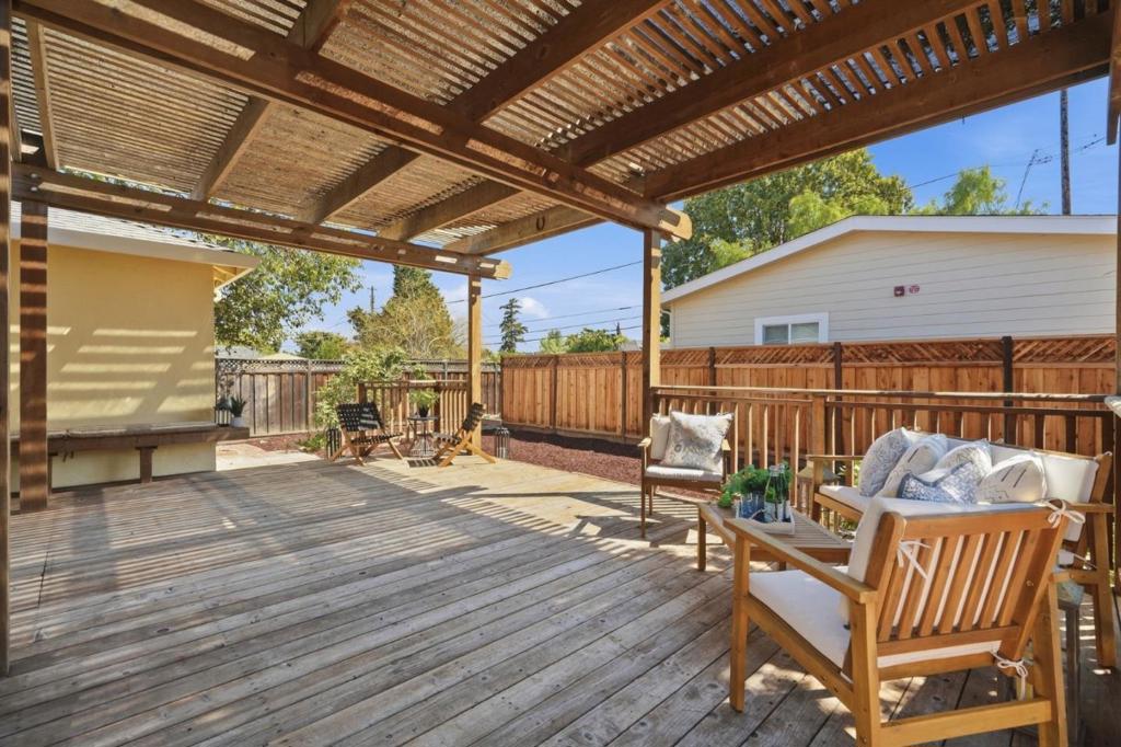15412 Woodard Road Property Photo 19