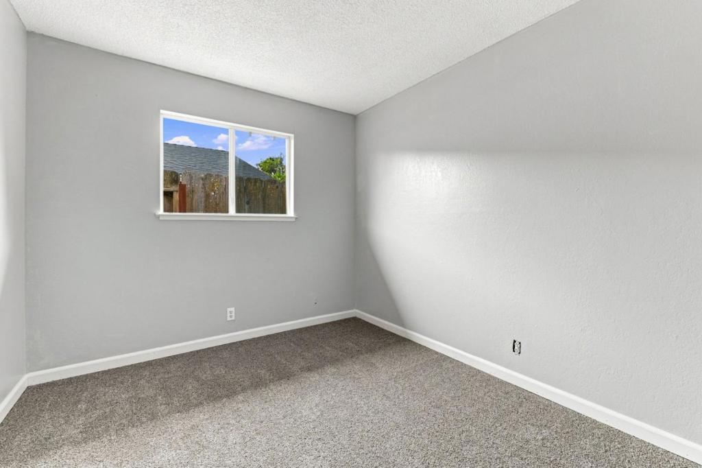 260 Ranchito Drive Property Photo 11