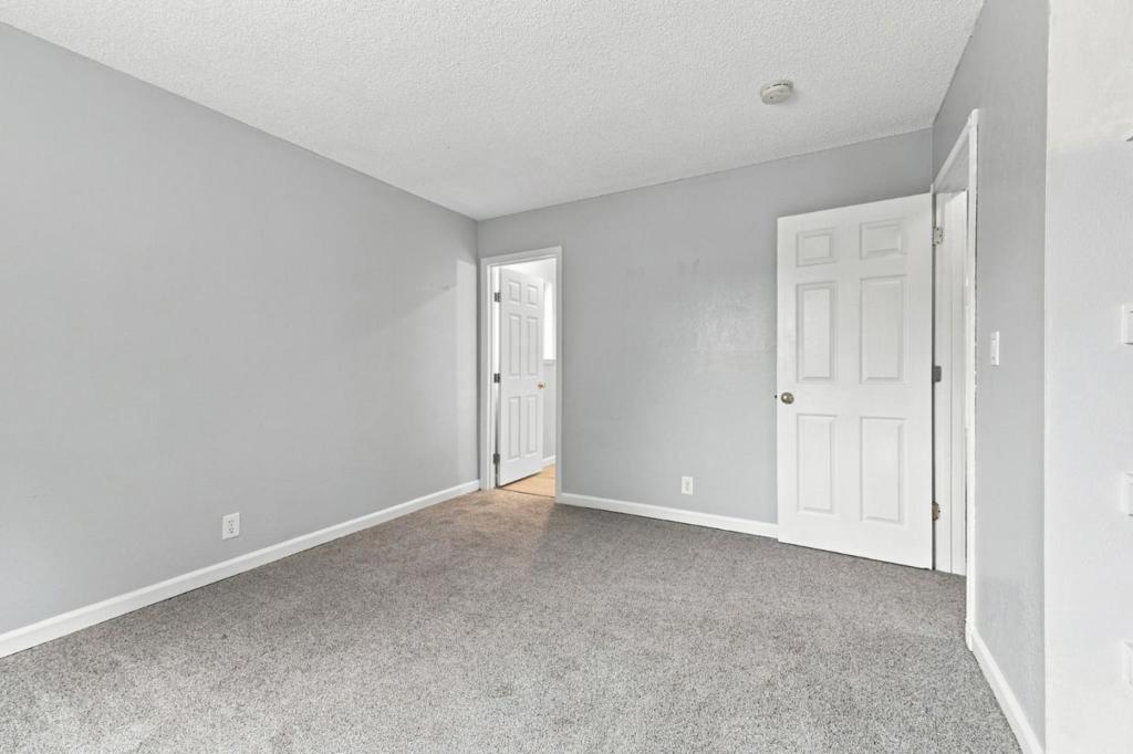 260 Ranchito Drive Property Photo 17