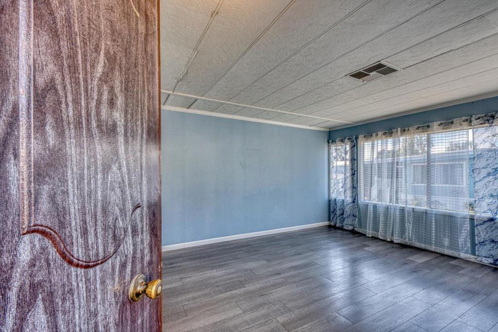 255 E Bolivar Street 119 Property Photo 4