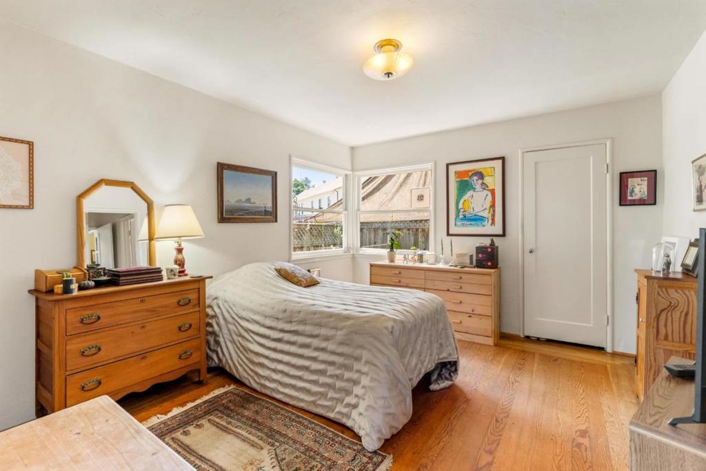 247 Belden Street Property Photo 15