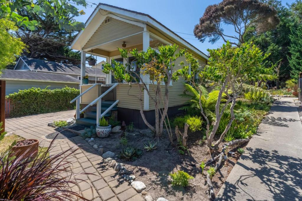 247 Belden Street Property Photo 18