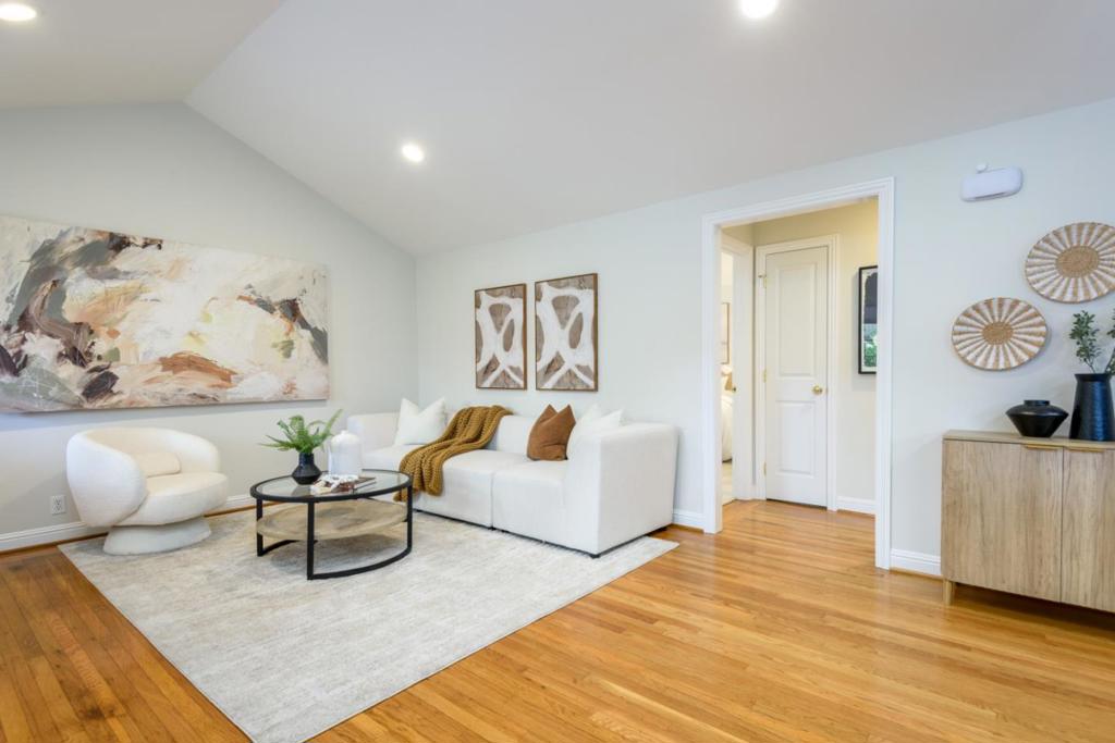 46 Murray Court Property Photo 4