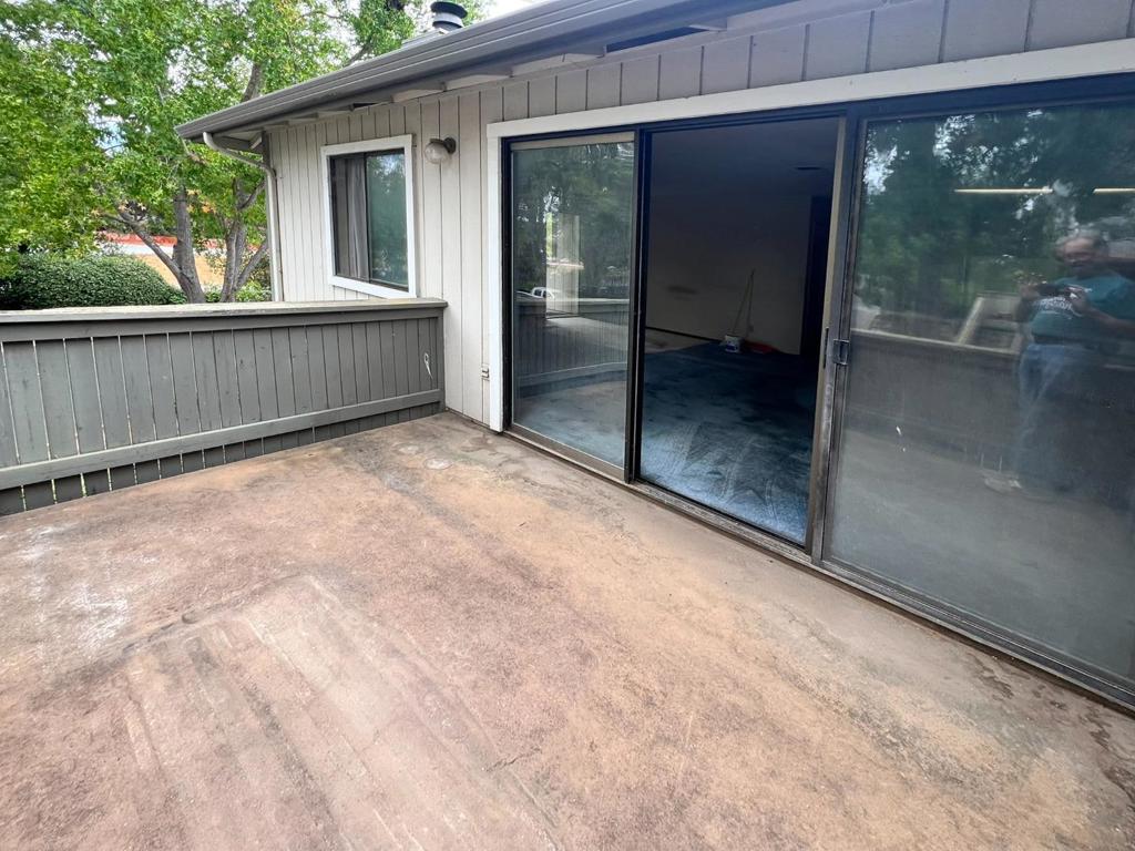 165 La Crosse Drive Property Photo 6