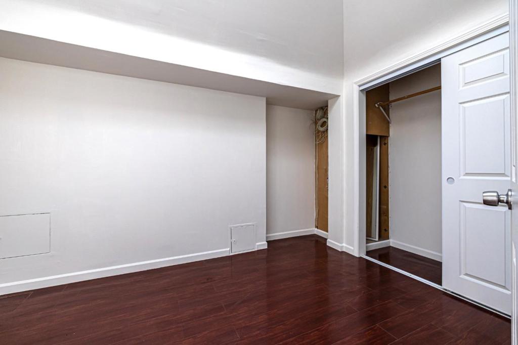 450 Broadway Property Photo 10