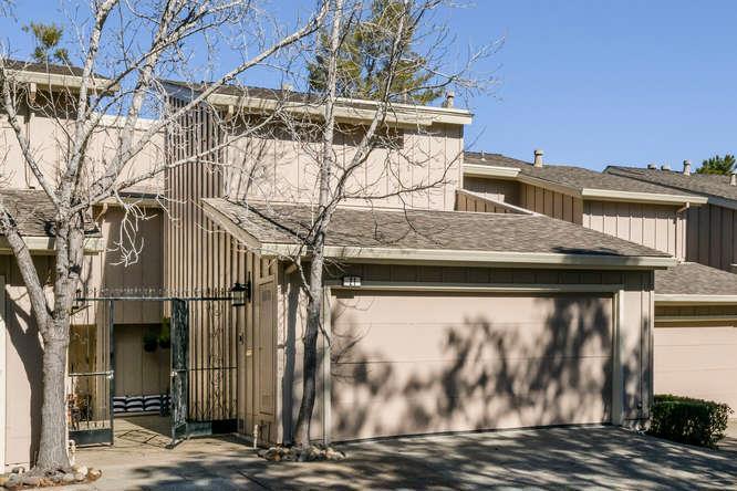 21 Southridge Court Property Photo 1