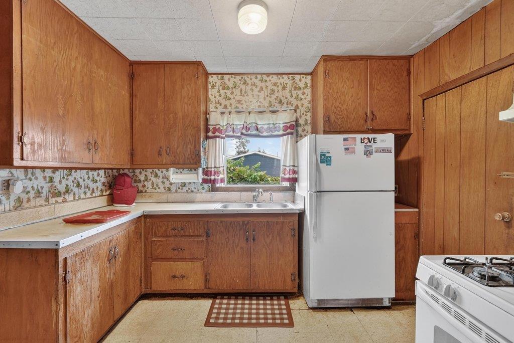 897 Green Valley Road Property Photo 12