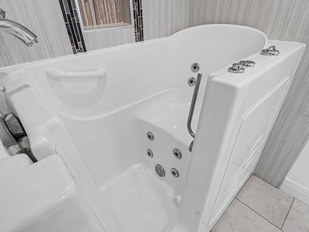 2901 Moss Hollow Drive 2901 Property Photo 40