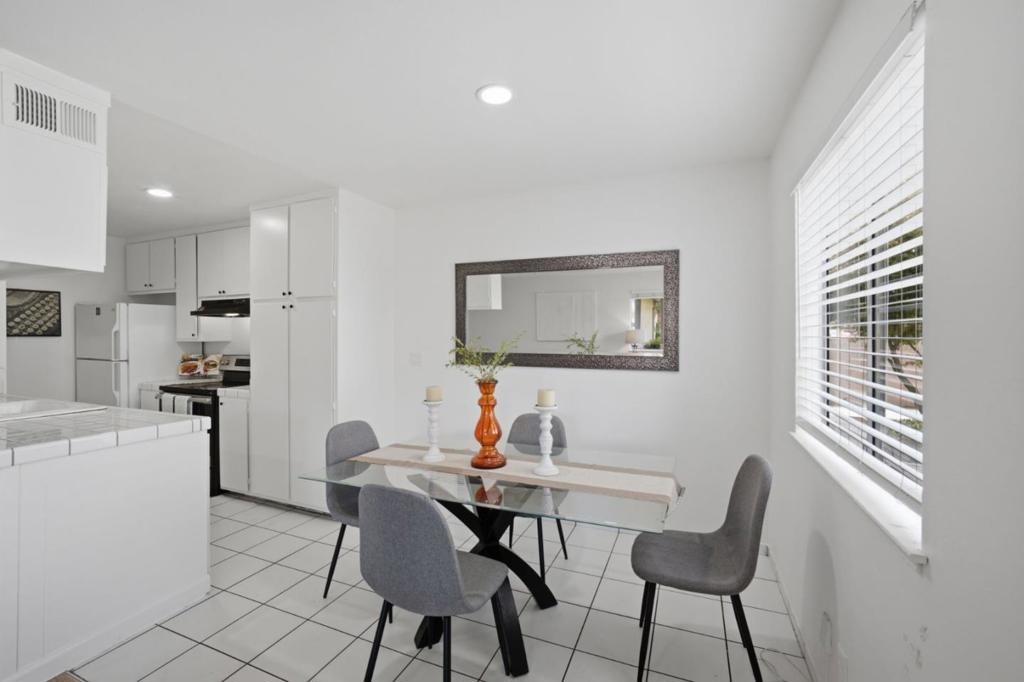 811 North Capitol Avenue 3 Property Photo 10