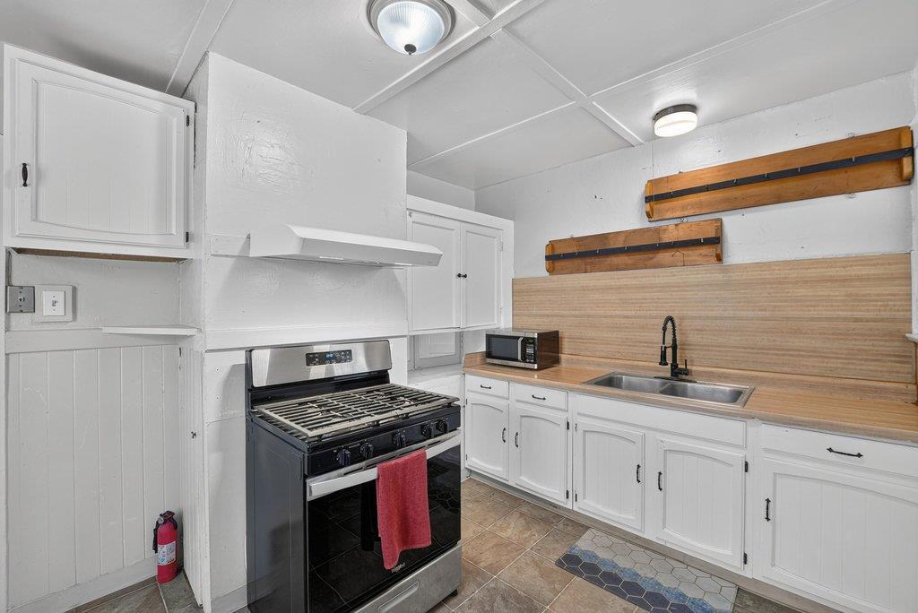 16 Stanford Street Property Photo 19