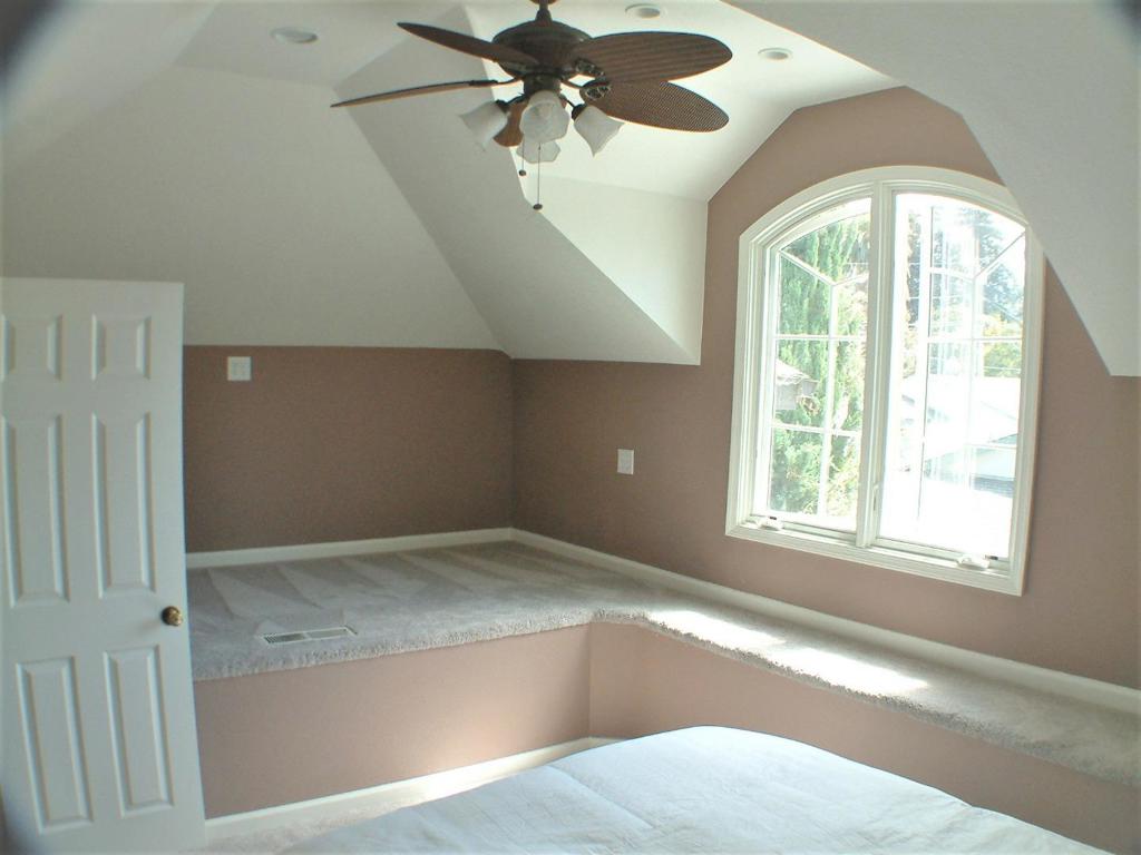 430434 Franklin Street Property Photo 13