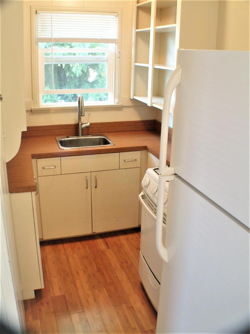 430434 Franklin Street Property Photo 27