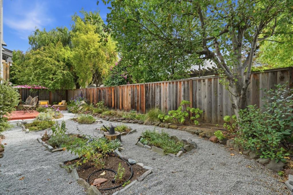 386 Pismo Terrace Property Photo 34
