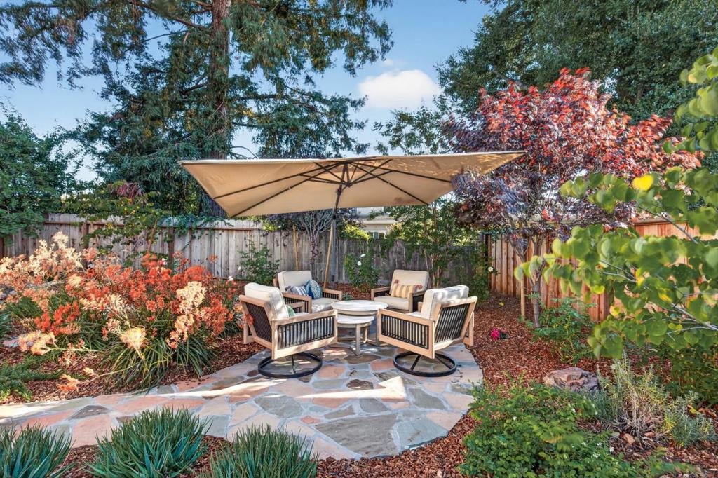 22268 Bellevue Avenue Property Photo 34