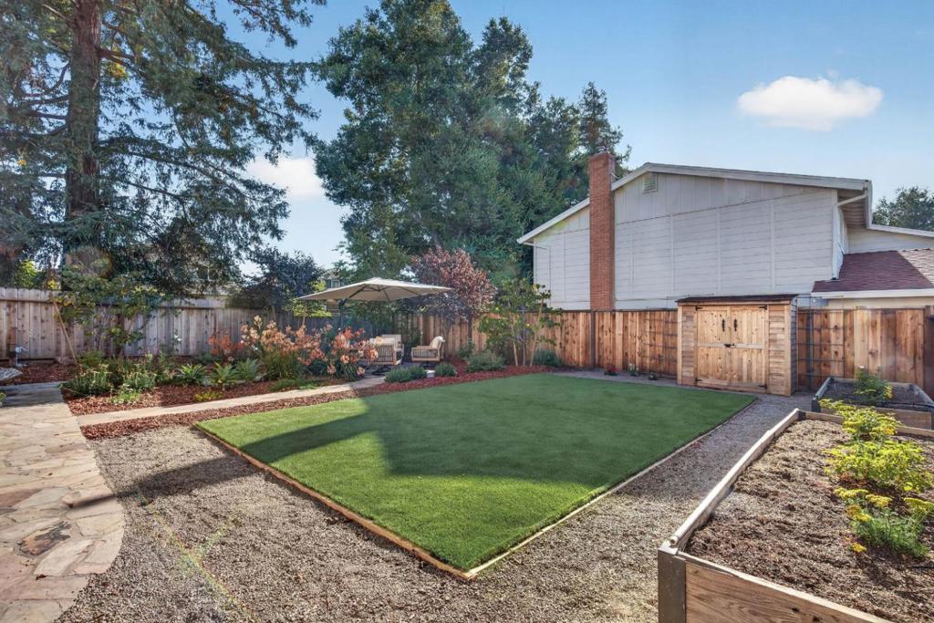 22268 Bellevue Avenue Property Photo 40