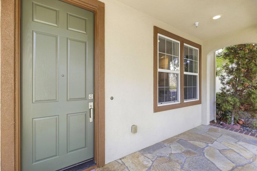 4473 Keepsake Rose Property Photo 4