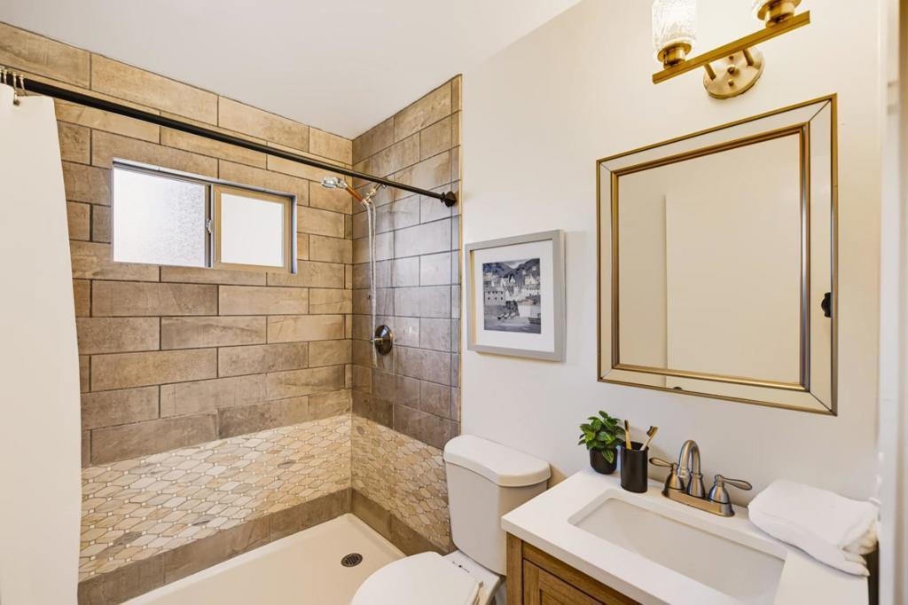3026 Independence Avenue Property Photo 14