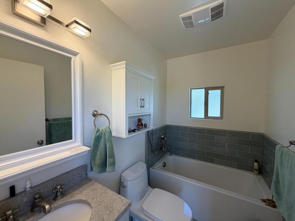 3355 Merrill Road Property Photo 8