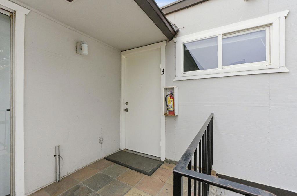 1375 Tami Lee Drive Property Photo 3