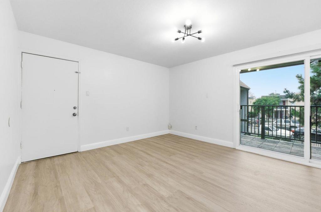 1375 Tami Lee Drive Property Photo 5