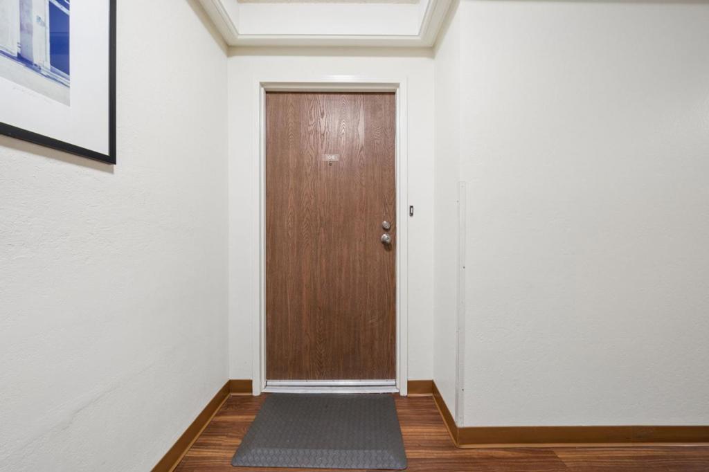 349 Philip Drive 106 Property Photo 5