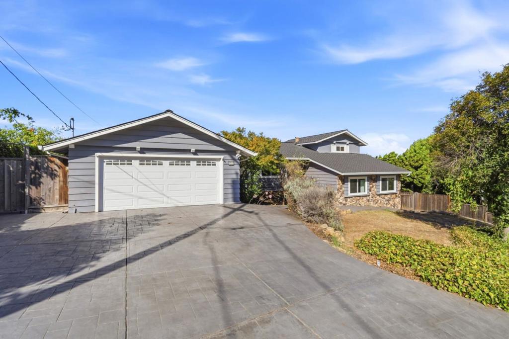 895 Tybalt Drive Property Photo 38