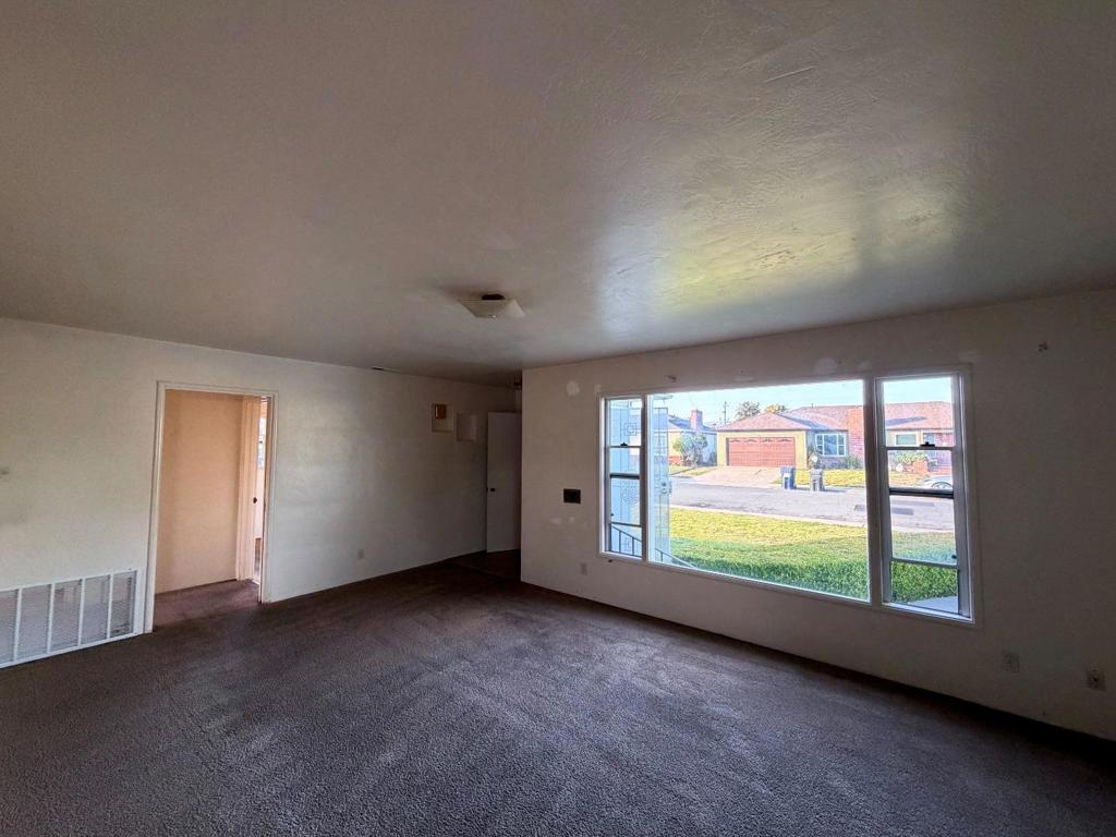 427 Carmel Street Property Photo 2