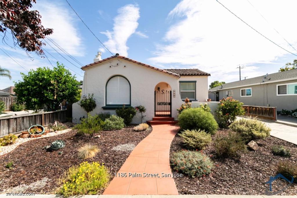 1186 Palm Street Property Photo 1