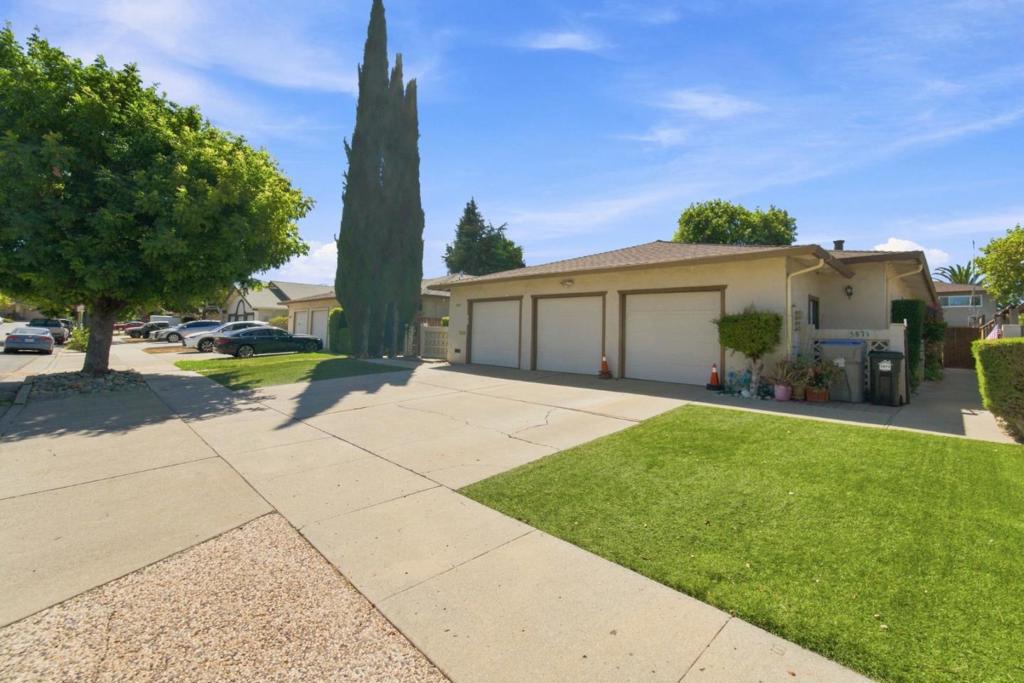 El Dori Drive Property Photo 3