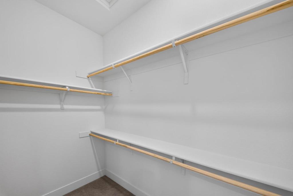 3891 Vanguard 1004 Property Photo 21