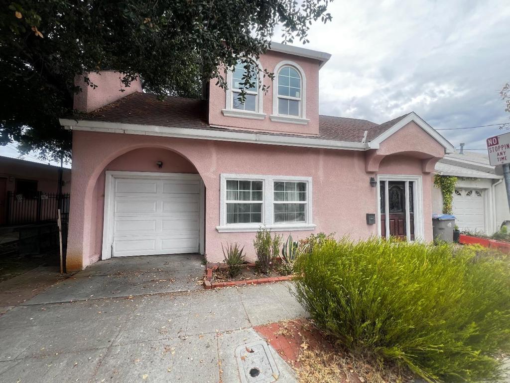 1343 W Hedding Street Property Photo