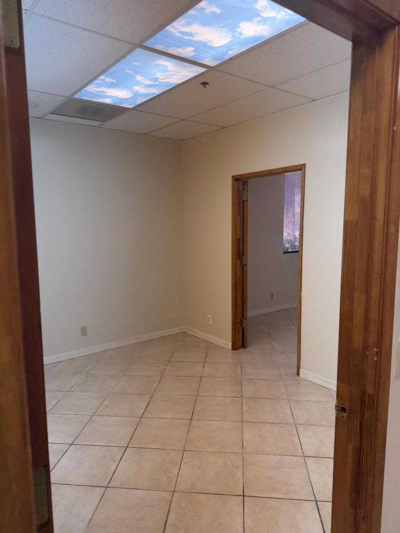 2360 Mckee Road B5 Property Photo 13
