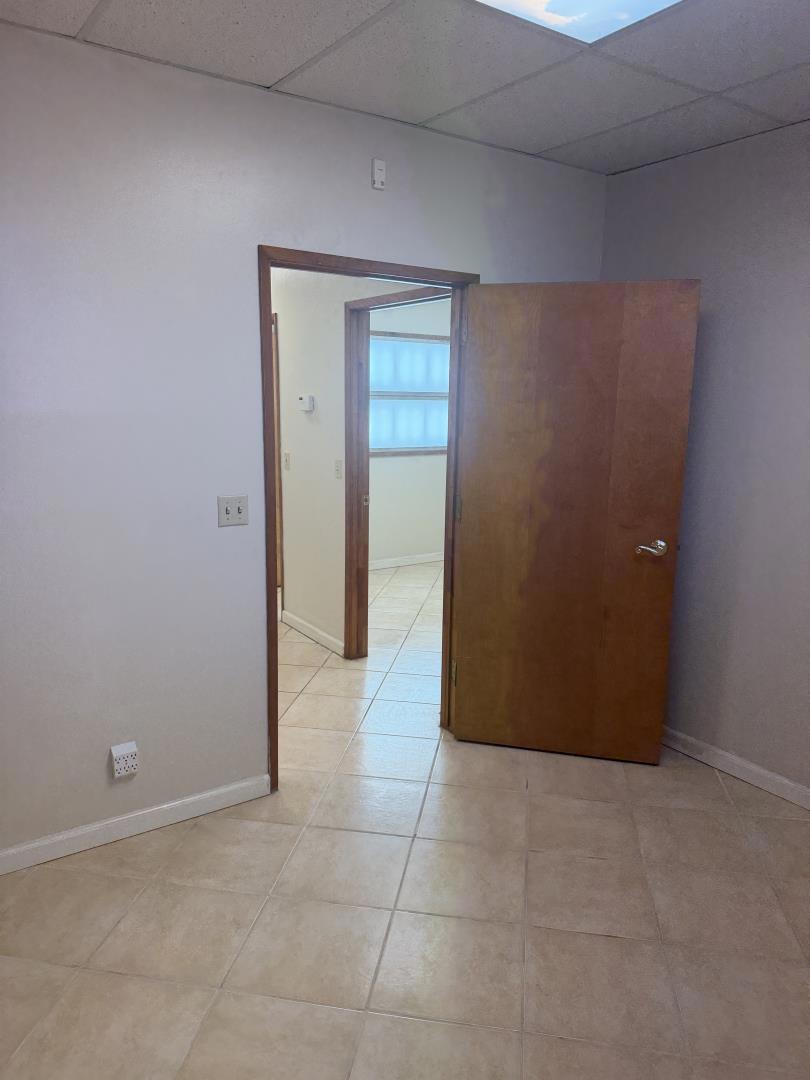 2360 Mckee Road B5 Property Photo 20