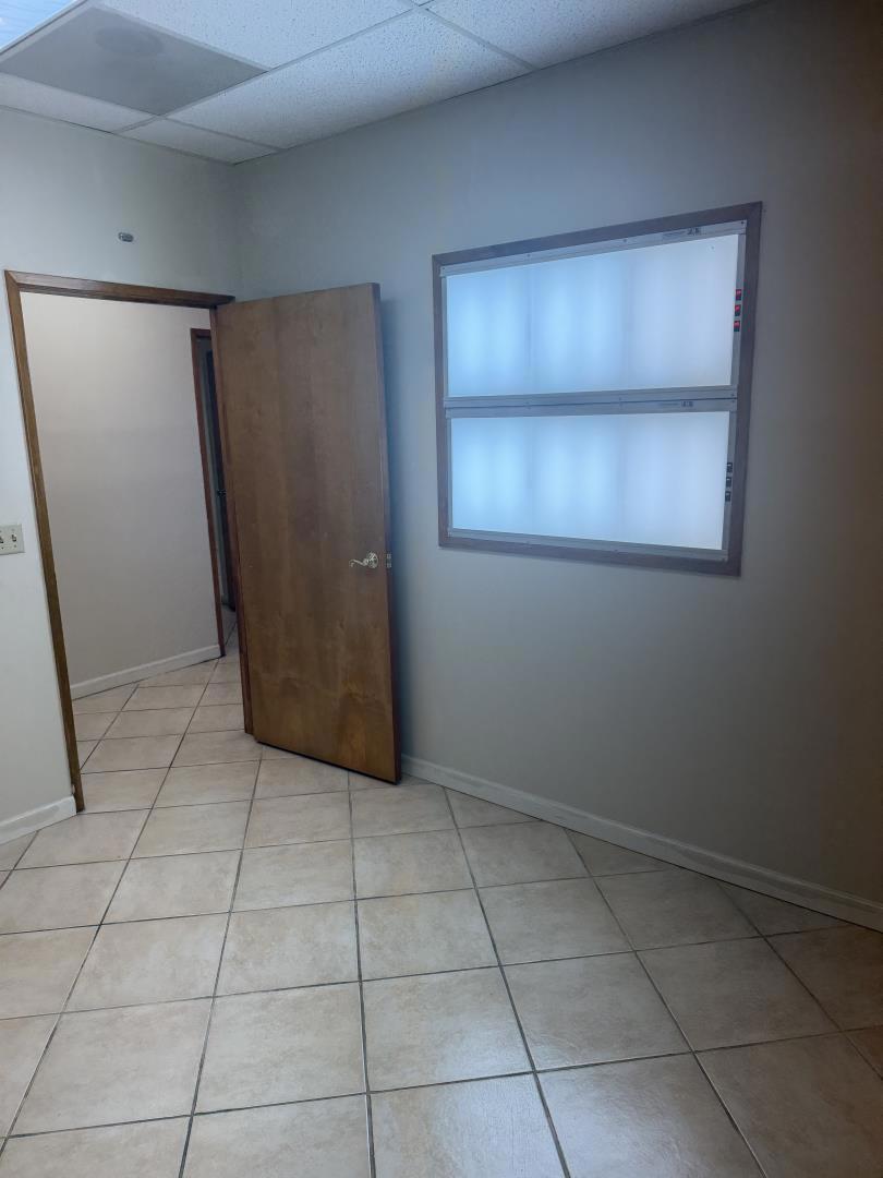 2360 Mckee Road B5 Property Photo 22