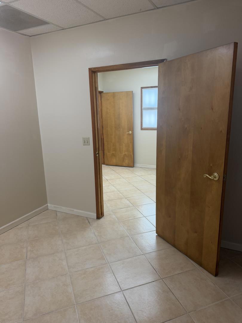 2360 Mckee Road B5 Property Photo 23