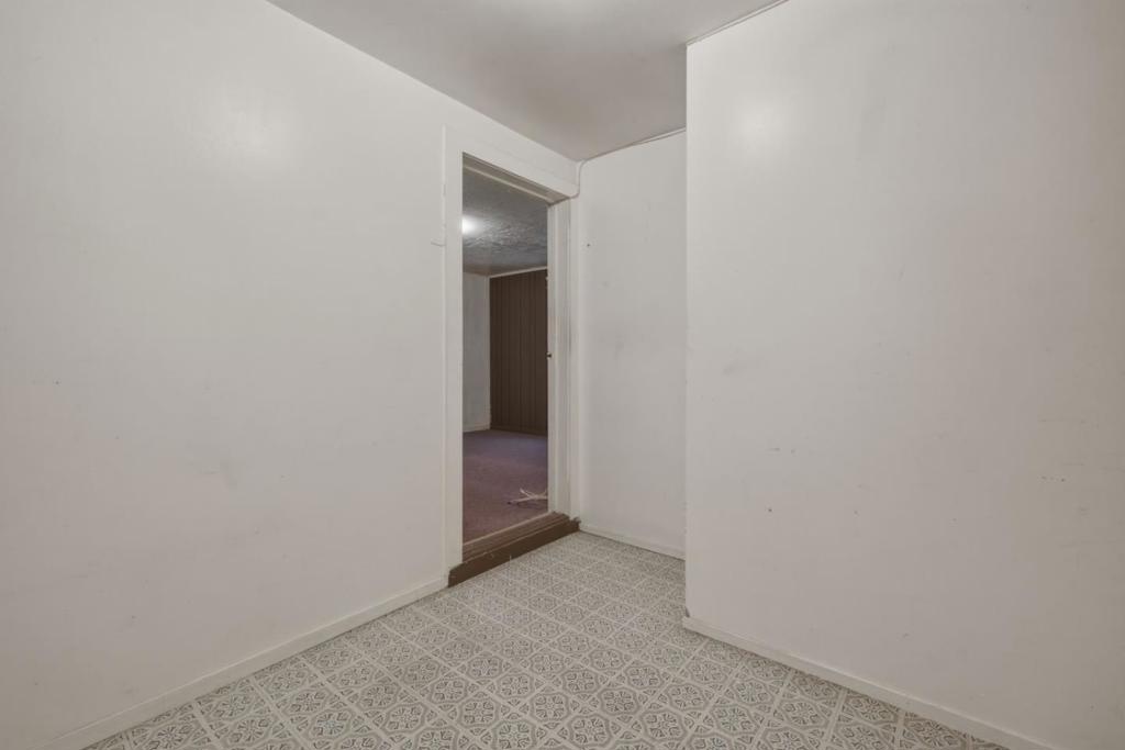 1260 21st Avenue Property Photo 8