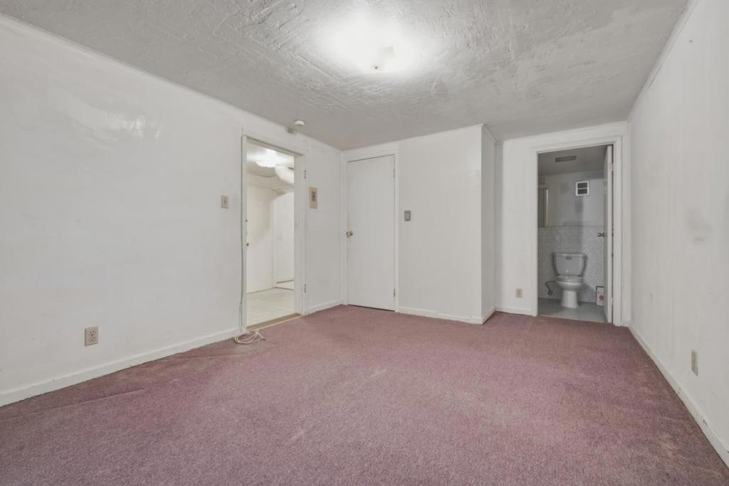 1260 21st Avenue Property Photo 11