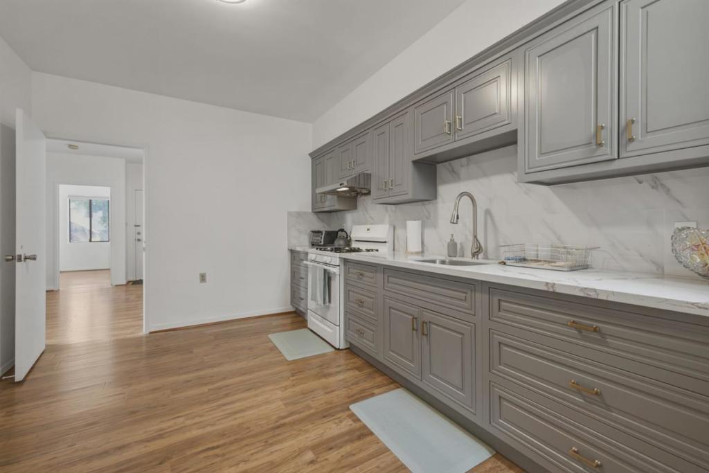 1260 21st Avenue Property Photo 27