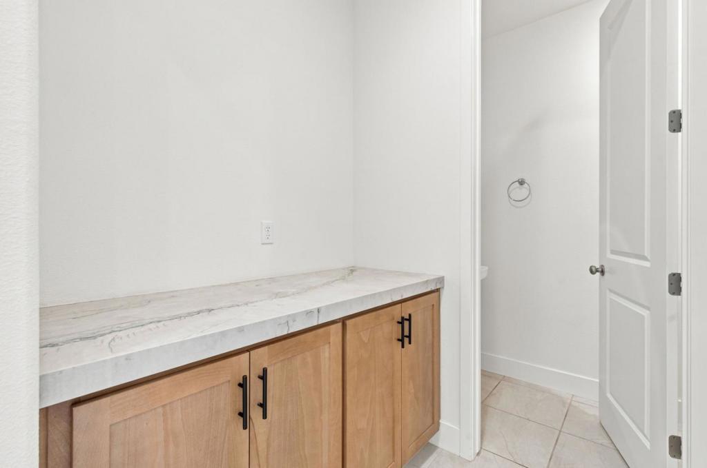 1261 Azalea Drive Property Photo 14