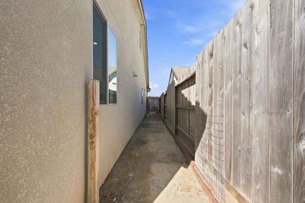 1261 Azalea Drive Property Photo 38