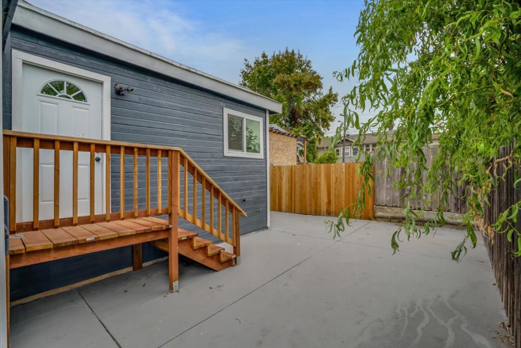 4006 Carrington Street Property Photo 15