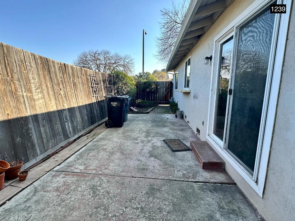 1241 Klee Court Property Photo 27