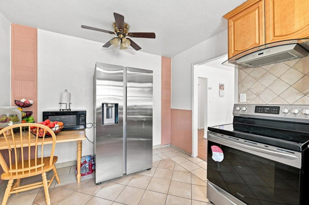 21471 Burr Way Property Photo 14