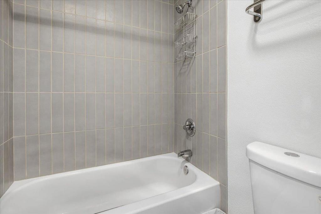 288 Tradewinds Drive 1 Property Photo 16