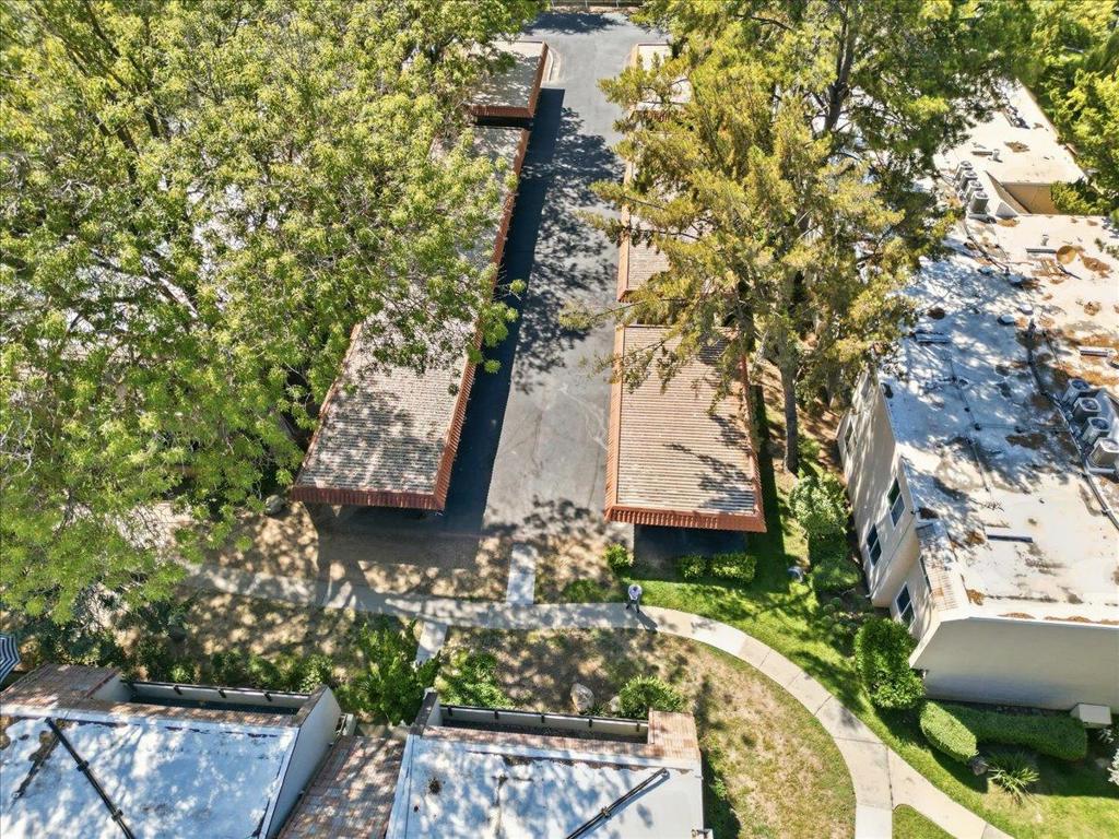288 Tradewinds Drive 1 Property Photo 29