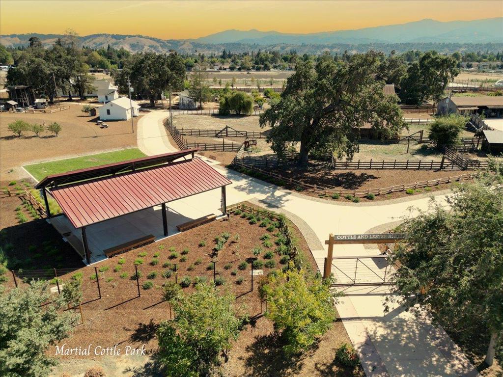 288 Tradewinds Drive 1 Property Photo 33