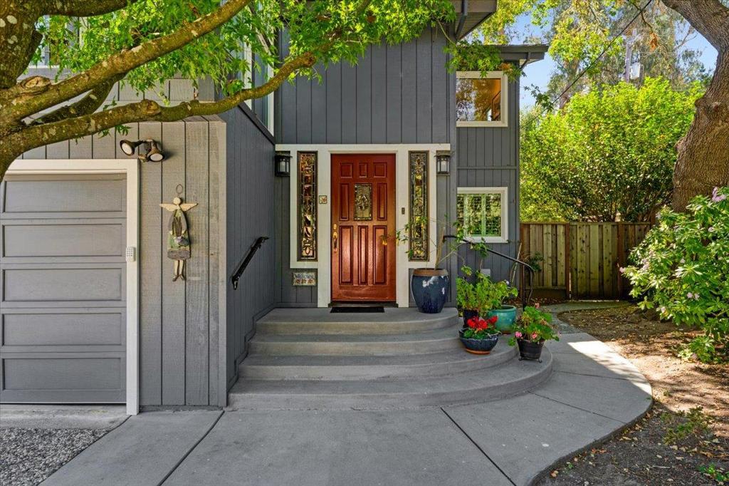 412 Sumner Avenue Property Photo 4
