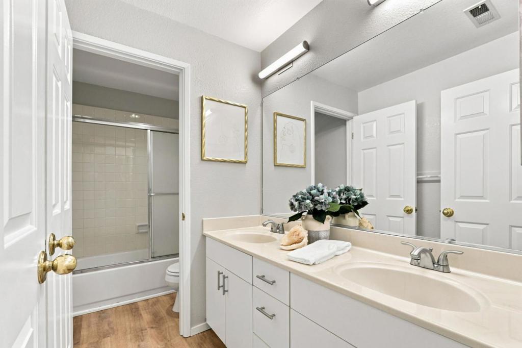 172 Ada Avenue 10 Property Photo 14