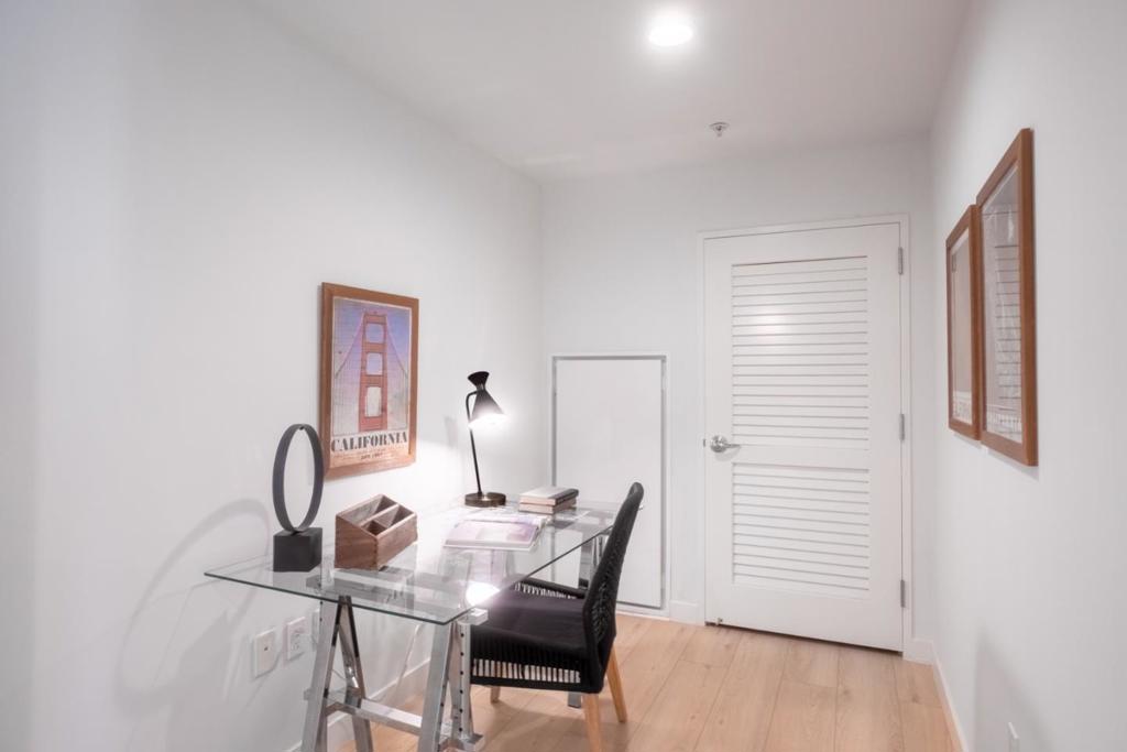 38 N Almaden Boulevard 302 Property Photo 20